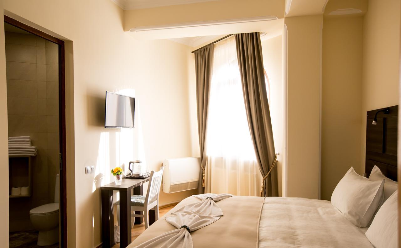 Hotel Badagi Tbilisi Eksteriør bilde
