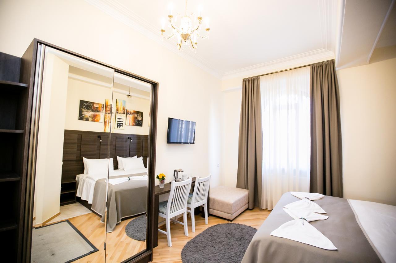 Hotel Badagi Tbilisi Eksteriør bilde